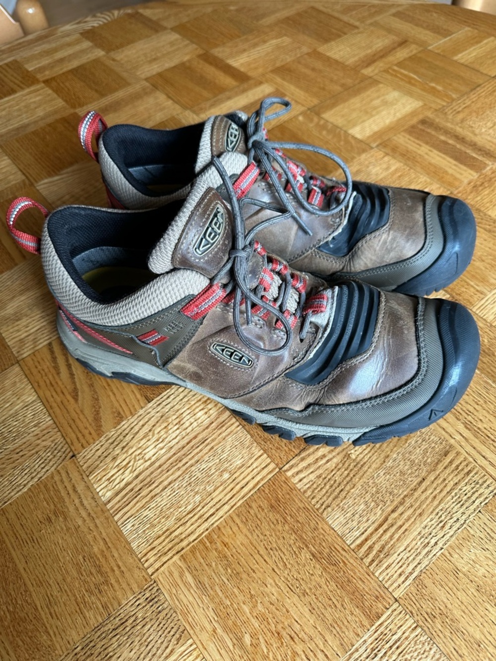 KEEN Flex Ridge Hiking Shoes 13